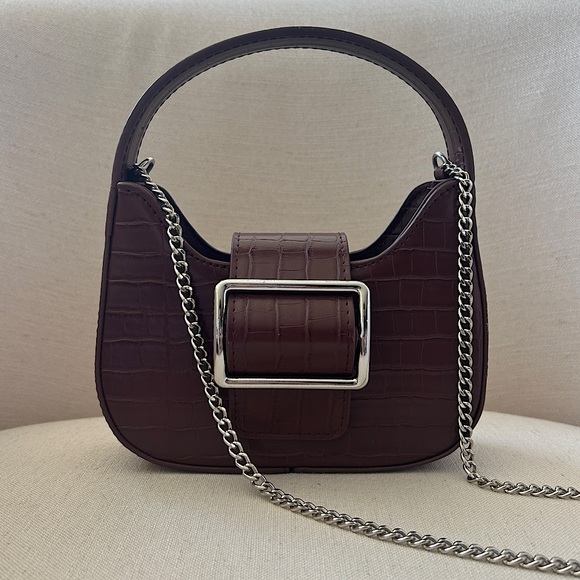 Urban Outfitters Handbags - BN Urban Outfitters Hand Bag